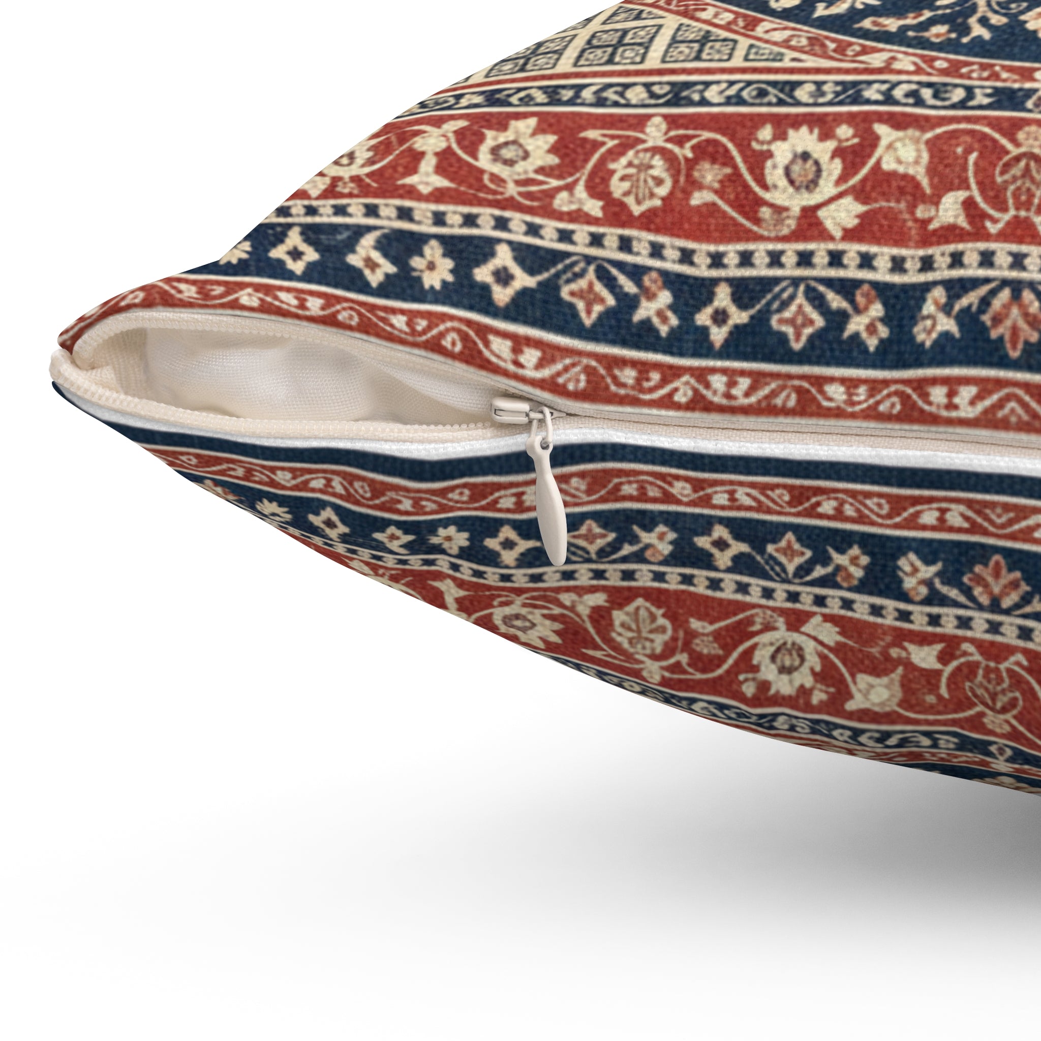 Bohemian Medallion Throw Pillow — Vintage-Inspired Decorative Cushion