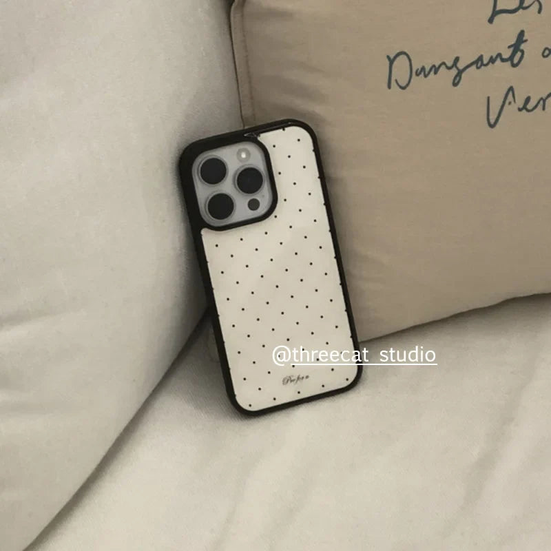 Chic Wave Dot Phone Case
