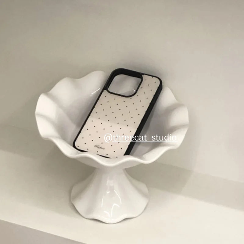 Chic Wave Dot Phone Case